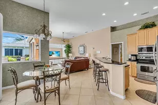 5077 Seagrass Dr, Venice, FL 34293 - Photo 11