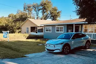 4910 Huppel Ave, Orlando, FL 32811 - Photo 3