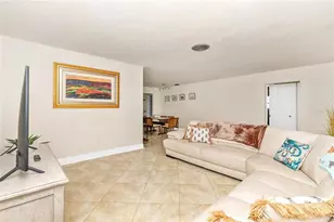 3039 Chase Cir, Sarasota, FL 34231 - Photo 11