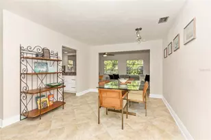 3039 Chase Cir, Sarasota, FL 34231 - Photo 9