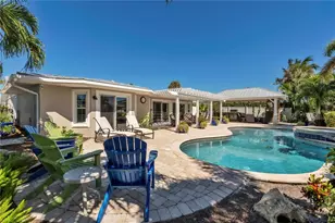 523 69th St, Holmes Beach, FL 34217 - Photo 35