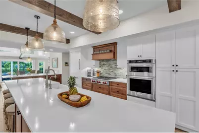 523 69th Street, Holmes Beach, FL 34217 - Photo 9