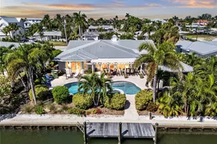 523 69th St, Holmes Beach, FL 34217 - Photo 45