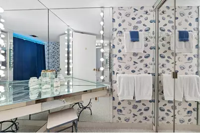 800 Benjamin Franklin Drive #607, Sarasota, FL 34236 - Photo 25