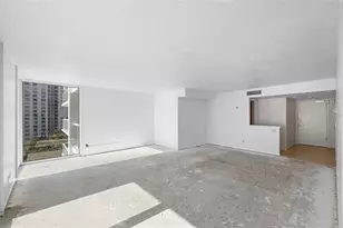 2425 Gulf Of Mexico Dr, Longboat Key, FL 34228 - Photo 9