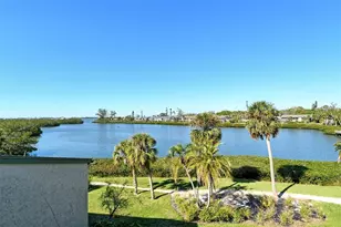 1601 Bayhouse Point Dr, Sarasota, FL 34231 - Photo 19