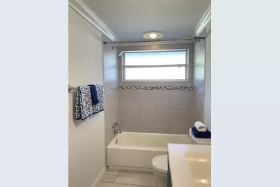 6405 White Sands Terrace, Sarasota, FL 34231 - Photo 19