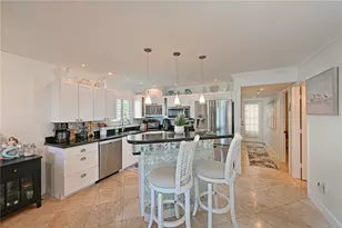 852 Golden Beach Blvd, Venice, FL 34285 - Photo 9