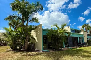 621 Spring Lakes Blvd, Bradenton, FL 34210 - Photo 9