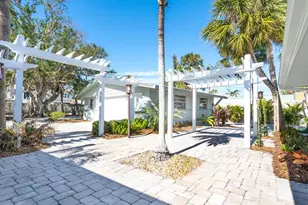 18 N Casey Key Rd, Osprey, FL 34229 - Photo 3