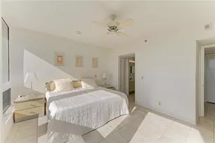 1065 Gulf of Mexico Dr, Longboat Key, FL 34228 - Photo 21