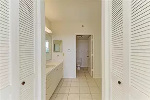 1065 Gulf of Mexico Dr, Longboat Key, FL 34228 - Photo 25