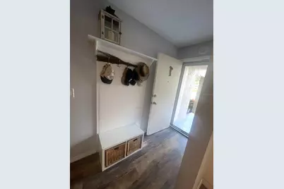 2641 Woodgate Lane #H1, Sarasota, FL 34231 - Photo 9