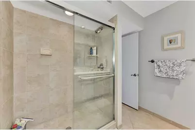 3141 Heatherwood Lane, Sarasota, FL 34235 - Photo 37