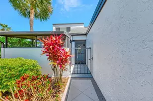 3141 Heatherwood Ln, Sarasota, FL 34235 - Photo 5