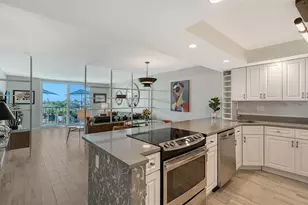 101 S Gulfstream Ave, Sarasota, FL 34236 - Photo 9