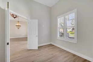 12622 Safe Harbour Dr, Cortez, FL 34215 - Photo 11