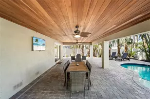 204 66th St, Holmes Beach, FL 34217 - Photo 45