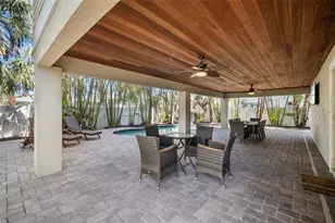 204 66th St, Holmes Beach, FL 34217 - Photo 43