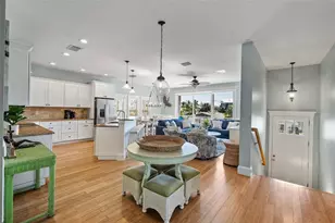 204 66th St, Holmes Beach, FL 34217 - Photo 5