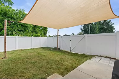 5004 3rd Avenue W, Palmetto, FL 34221 - Photo 13