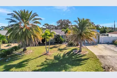 407 61st Street NW, Bradenton, FL 34209 - Photo 9