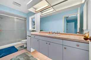 4719 E Trails Dr, Sarasota, FL 34232 - Photo 35