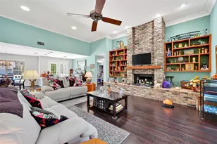 4719 E Trails Dr, Sarasota, FL 34232 - Photo 17