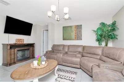 16742 Sunburst Lake Street, Wimauma, FL 33598 - Photo 13