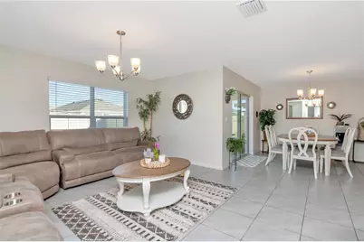 16742 Sunburst Lake Street, Wimauma, FL 33598 - Photo 11