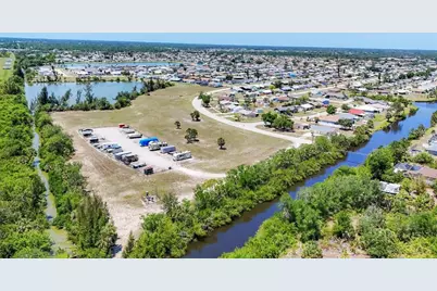 13530 Newport Avenue, Port Charlotte, FL 33981 - Photo 43