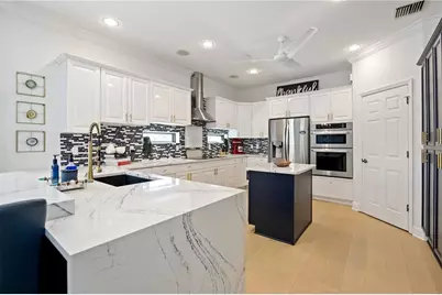 6322 Laguna Drive #1, Longboat Key, FL 34228 - Photo 5