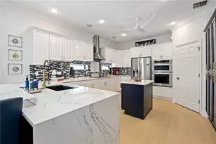 6322 Laguna Dr, Longboat Key, FL 34228 - Photo 5