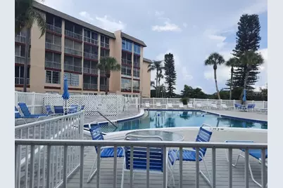 4085 Lake Bayshore Drive #C311, Bradenton, FL 34205 - Photo 3