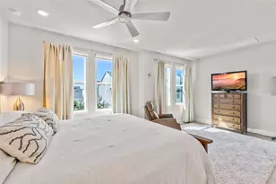2467 Mangum Ct, Sarasota, FL 34237 - Photo 17
