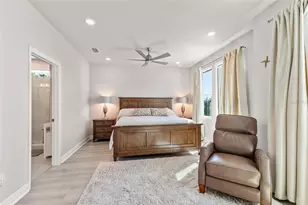 2467 Mangum Ct, Sarasota, FL 34237 - Photo 17