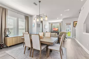 2467 Mangum Ct, Sarasota, FL 34237 - Photo 11