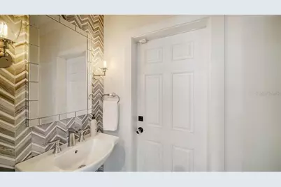 1774 Cherokee Drive, Sarasota, FL 34239 - Photo 29
