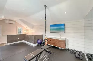 1774 Cherokee Dr, Sarasota, FL 34239 - Photo 29