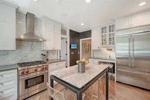 1774 Cherokee Dr, Sarasota, FL 34239 - Photo 11