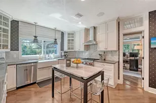 1774 Cherokee Dr, Sarasota, FL 34239 - Photo 9