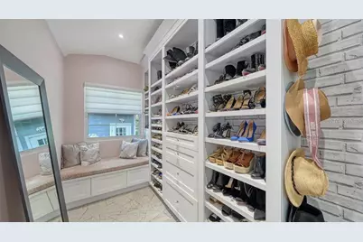 1774 Cherokee Drive, Sarasota, FL 34239 - Photo 15