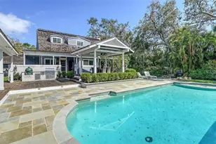 1774 Cherokee Dr, Sarasota, FL 34239 - Photo 37