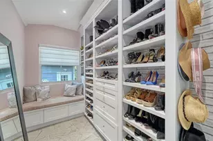 1774 Cherokee Dr, Sarasota, FL 34239 - Photo 17