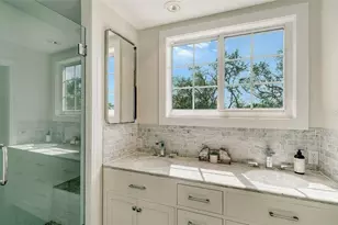 1774 Cherokee Dr, Sarasota, FL 34239 - Photo 19