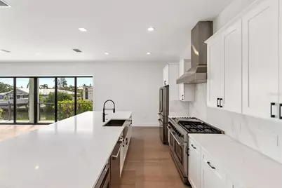 530 De Narvaez Drive, Longboat Key, FL 34228 - Photo 13