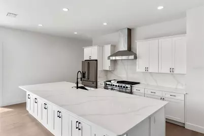 530 De Narvaez Drive, Longboat Key, FL 34228 - Photo 29