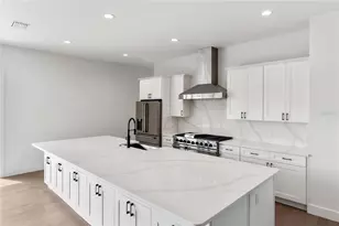 530 De Narvaez Dr, Longboat Key, FL 34228 - Photo 29