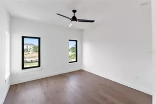 530 De Narvaez Dr, Longboat Key, FL 34228 - Photo 19