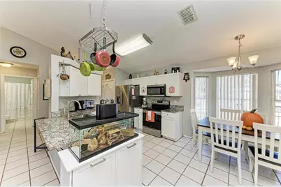 6103 65th Court E, Palmetto, FL 34221 - Photo 11